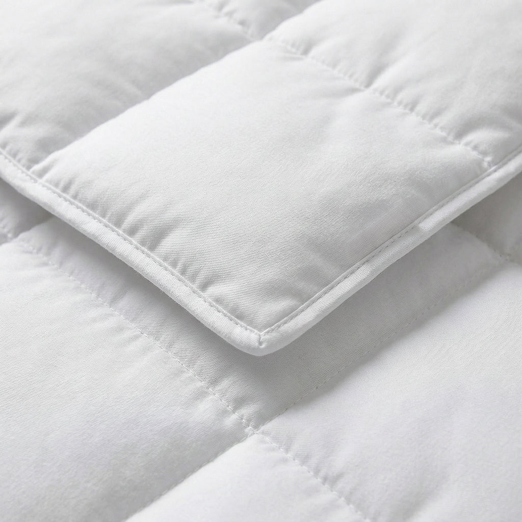 HOTEL SOFT ALL-SEASON DUVET - LUXURY FEATHER-LIKE FILLING - POLYESTER COVER