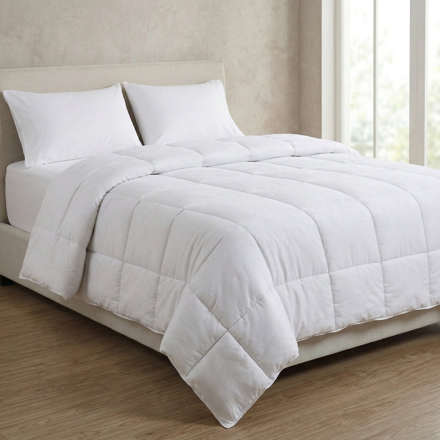 HOTEL SOFT ALL-SEASON DUVET - LUXURY FEATHER-LIKE FILLING - POLYESTER COVER