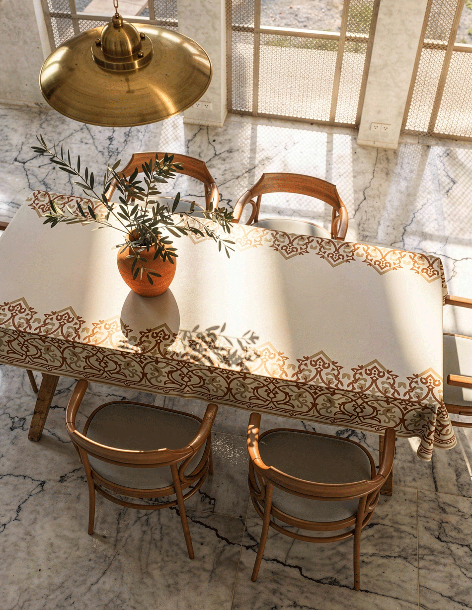 مفرش طاولة - اطلس