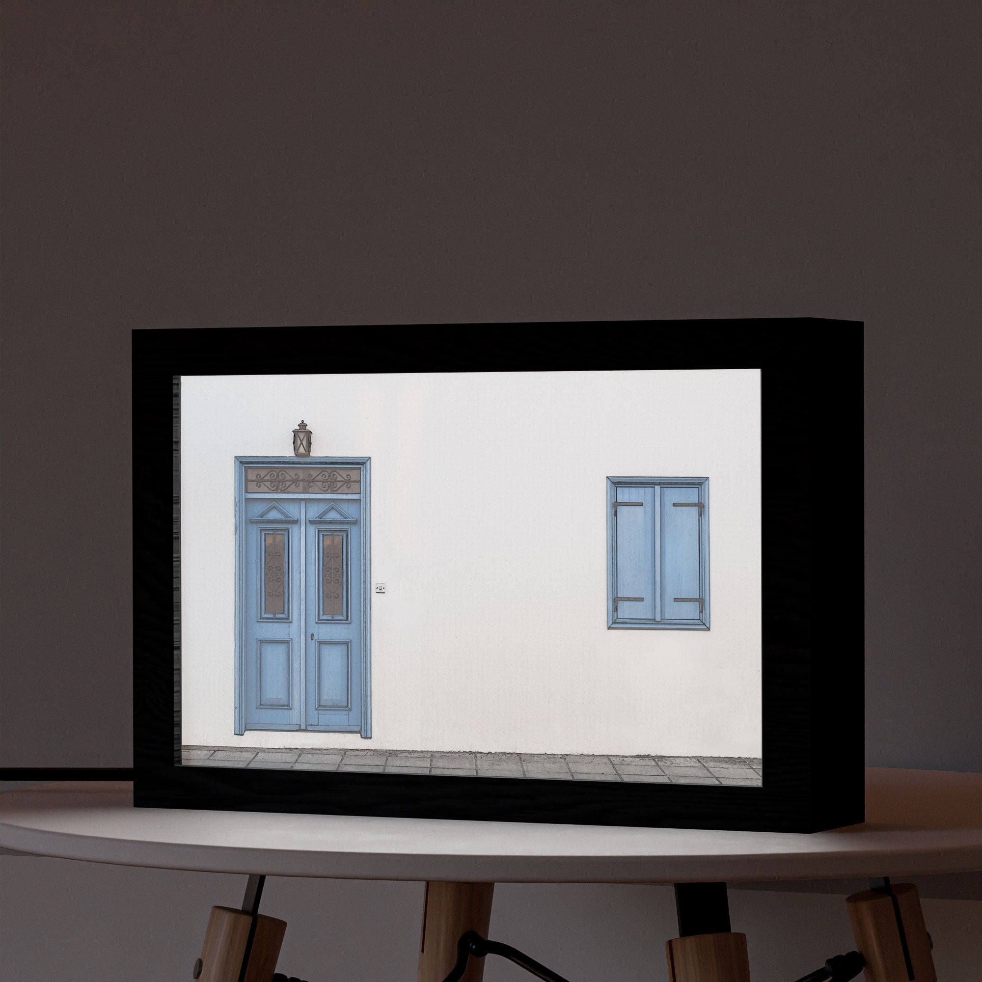 2 in 1 Photo Lighting Frame - Blue Door