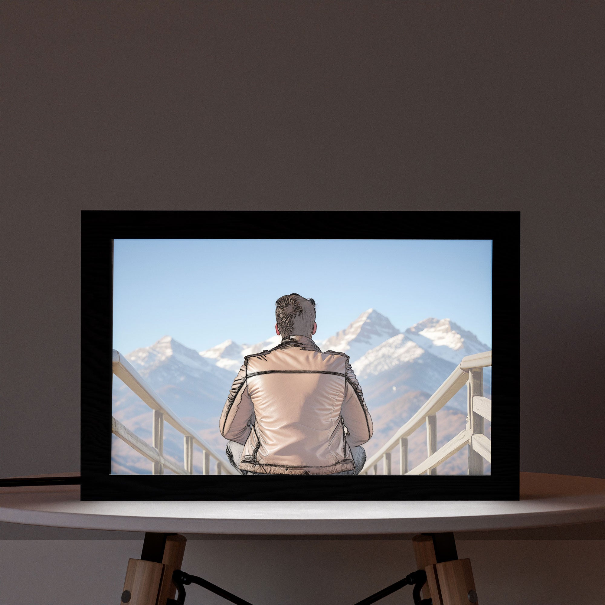 2 in 1 Photo Lighting Frame - Man in Mountains