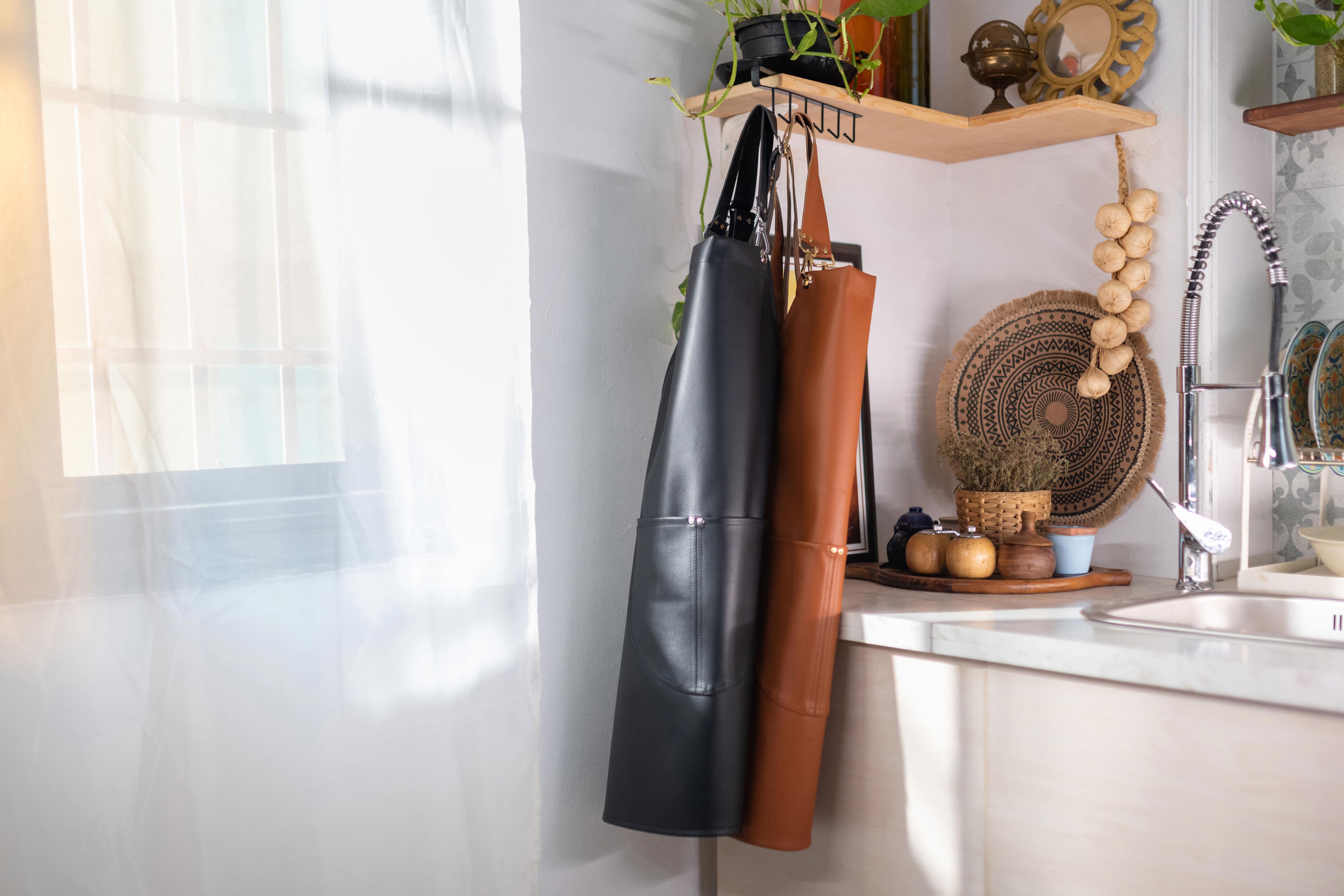 Leather Apron - Havan