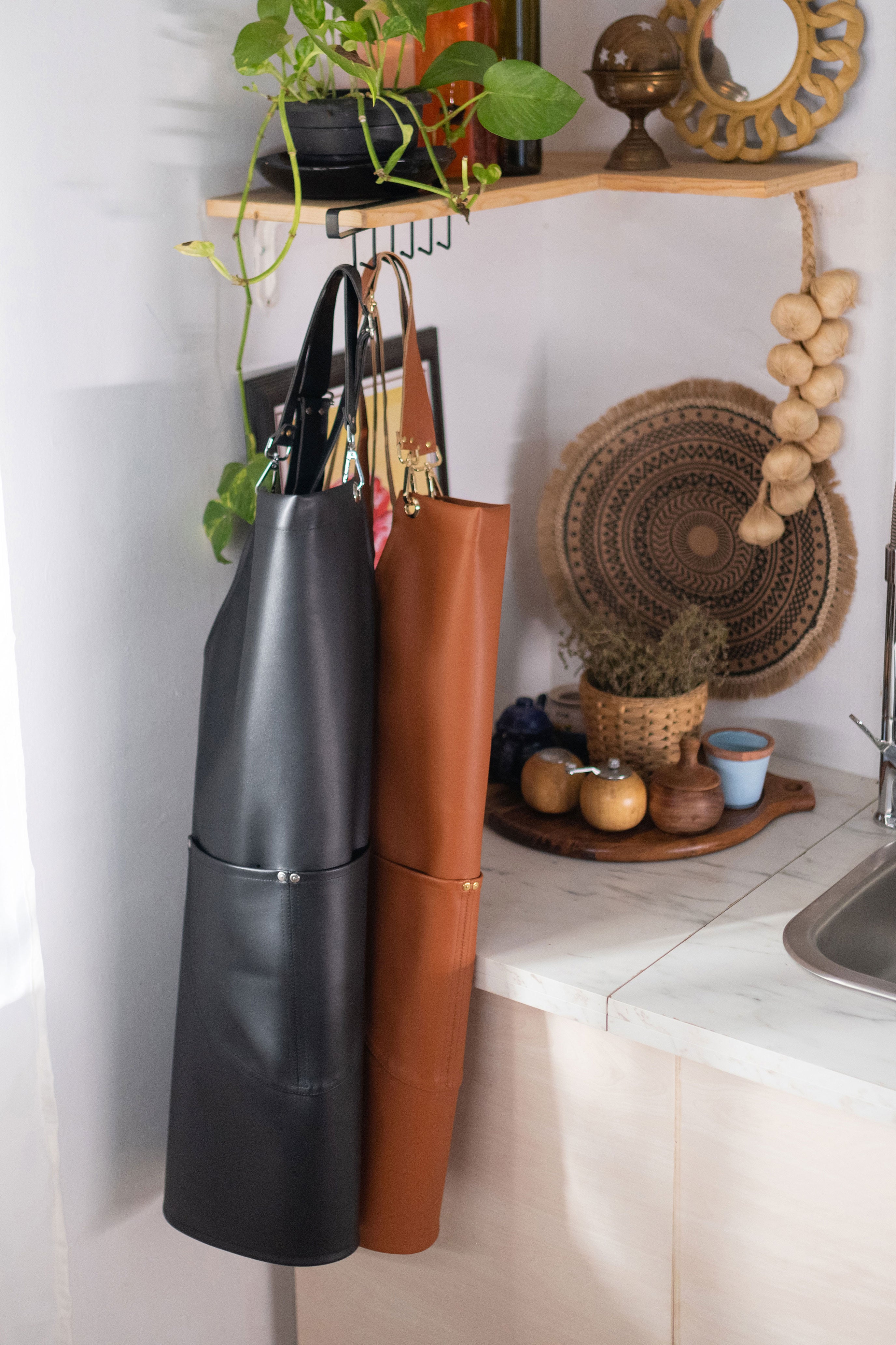 Leather Apron - Havan