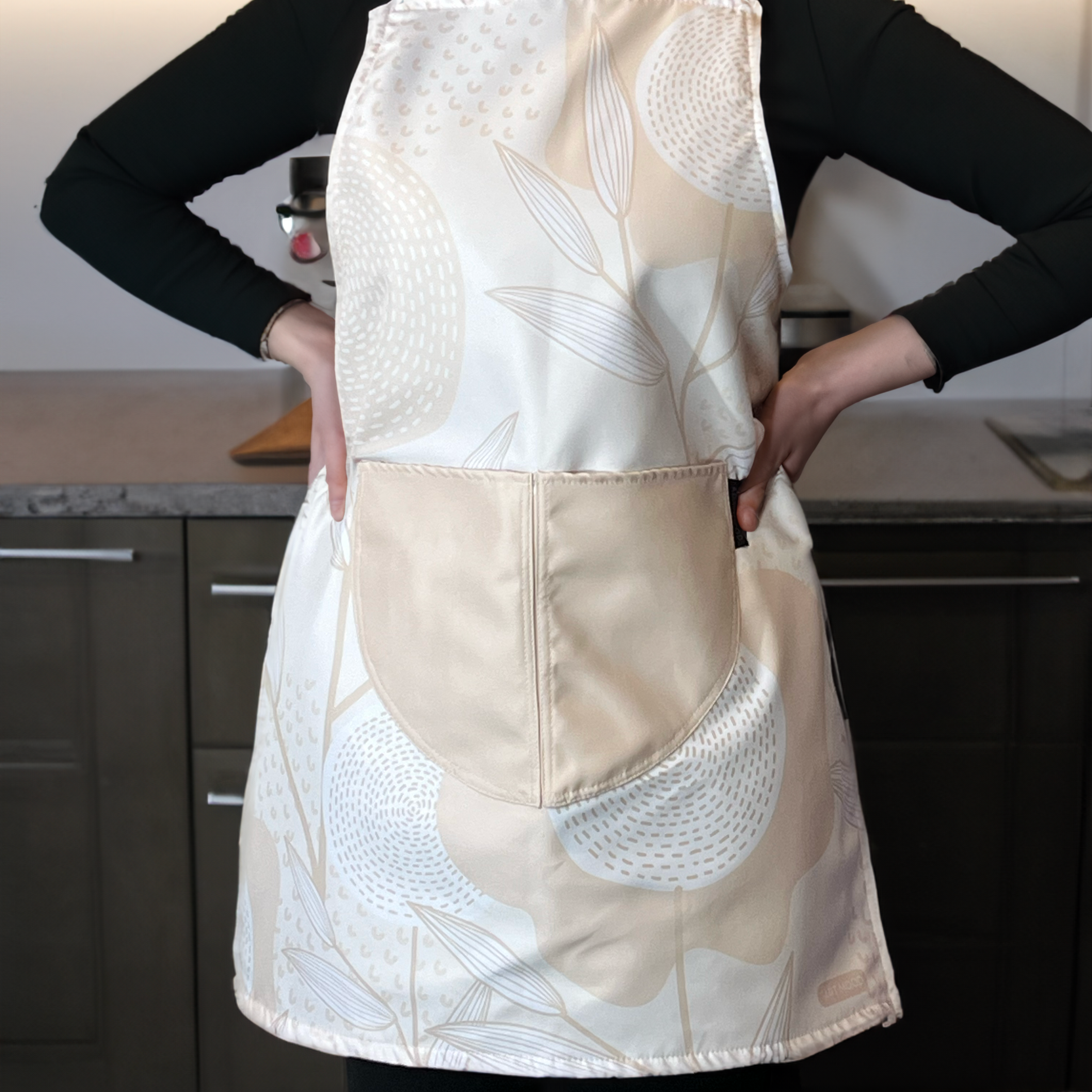 Claire Apron