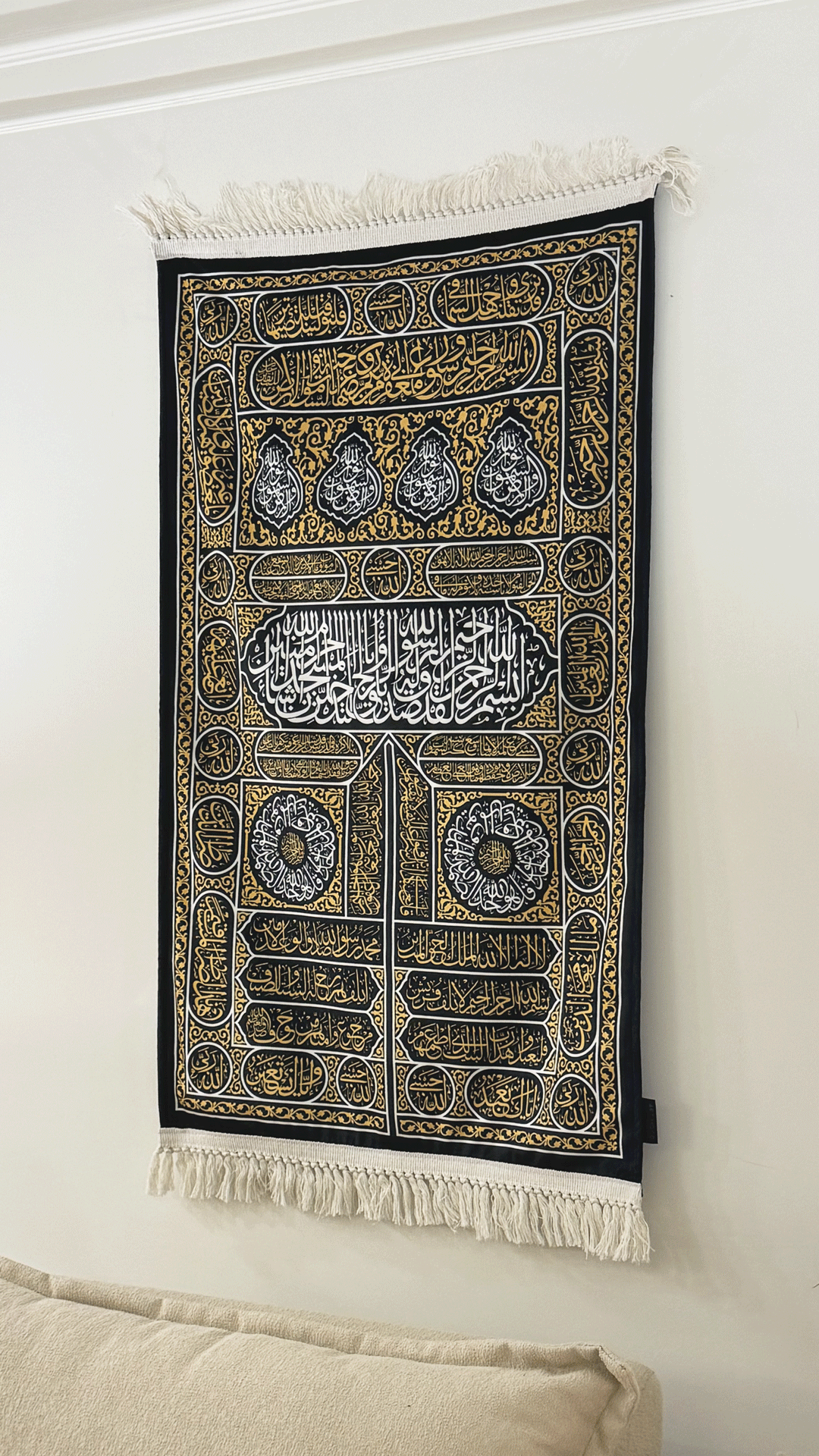 سجادة حائط - باب الكعبة