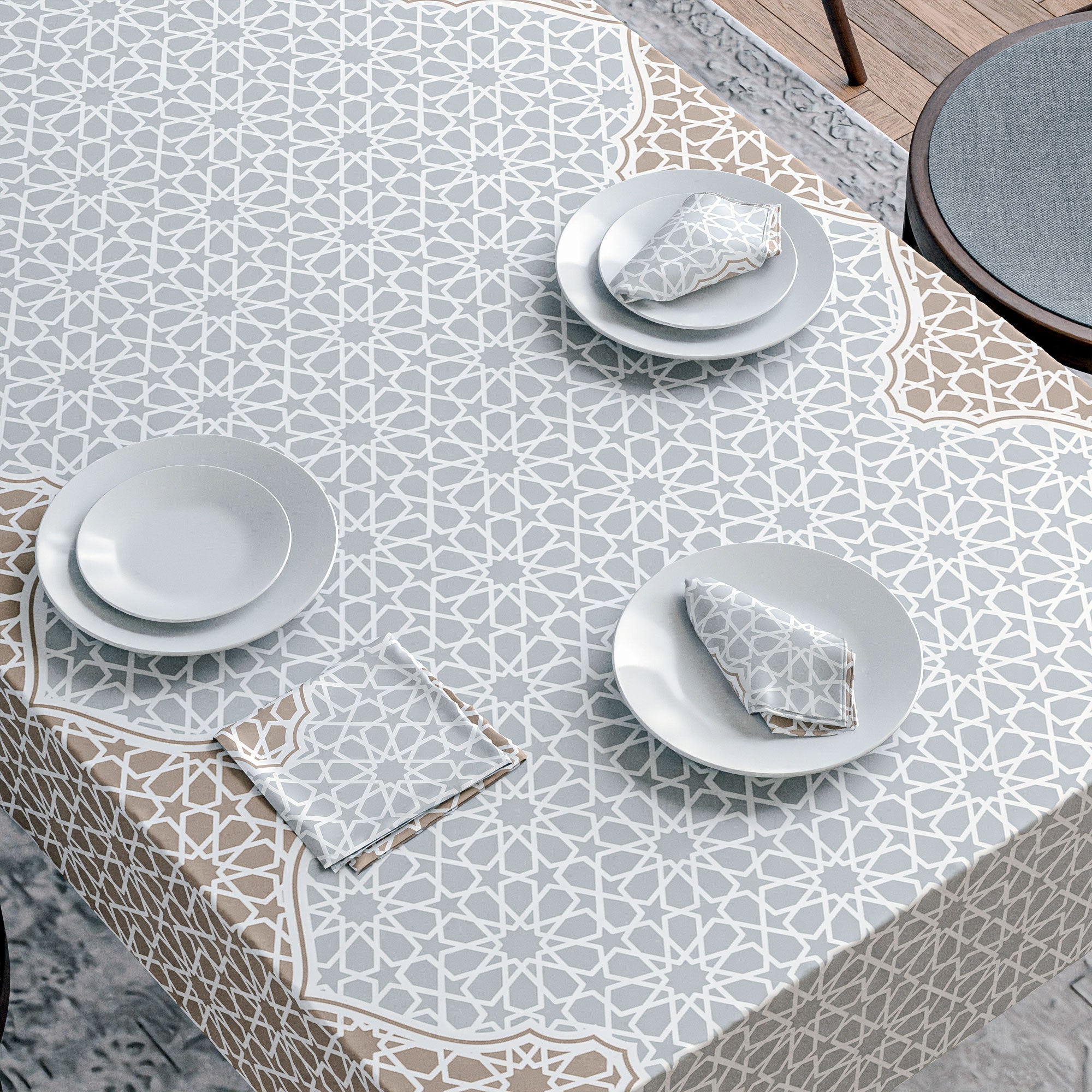 Morish Tablecloth & Napkins Set