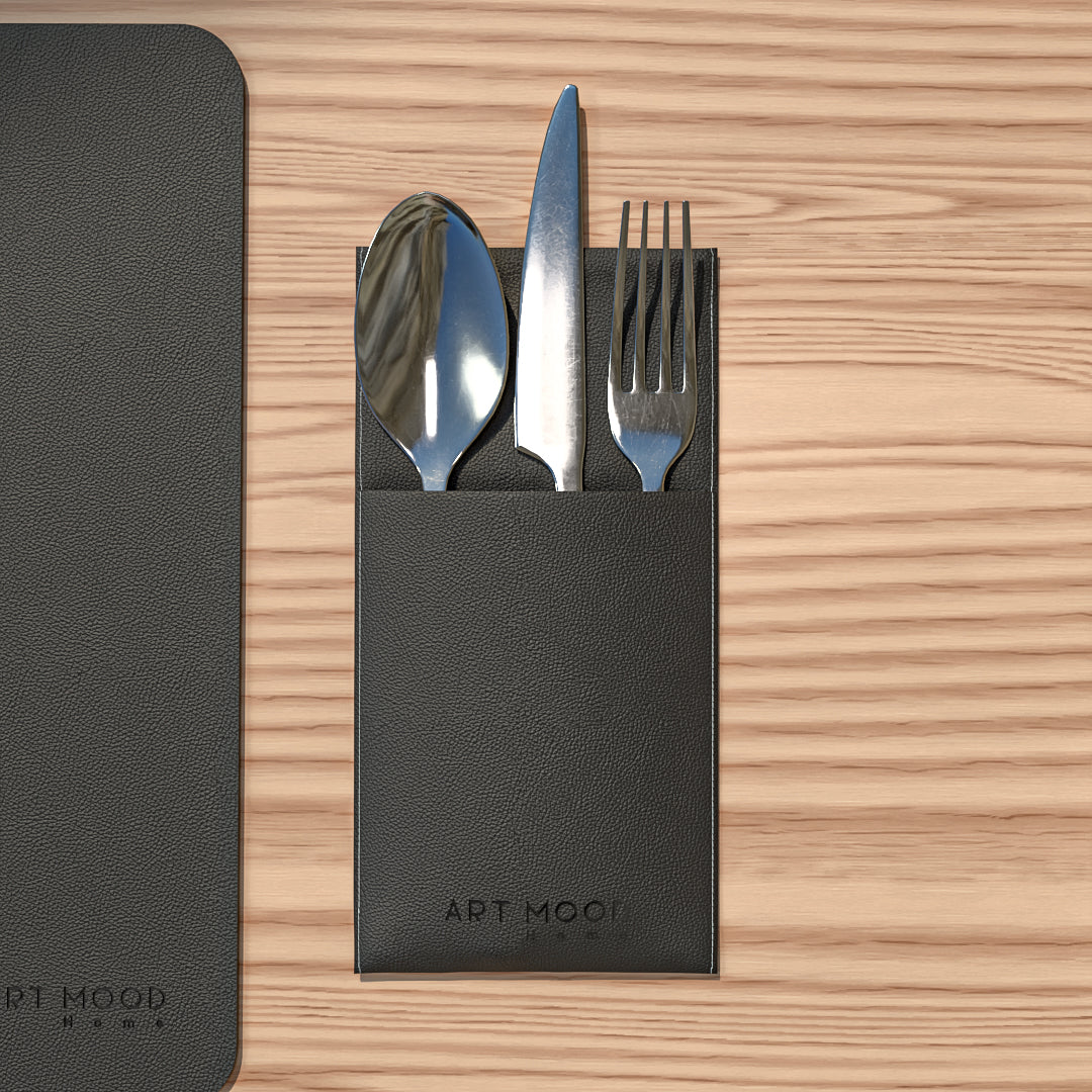 قواعد اطباق من الجلد مع حامل معالق و شوك - اسود