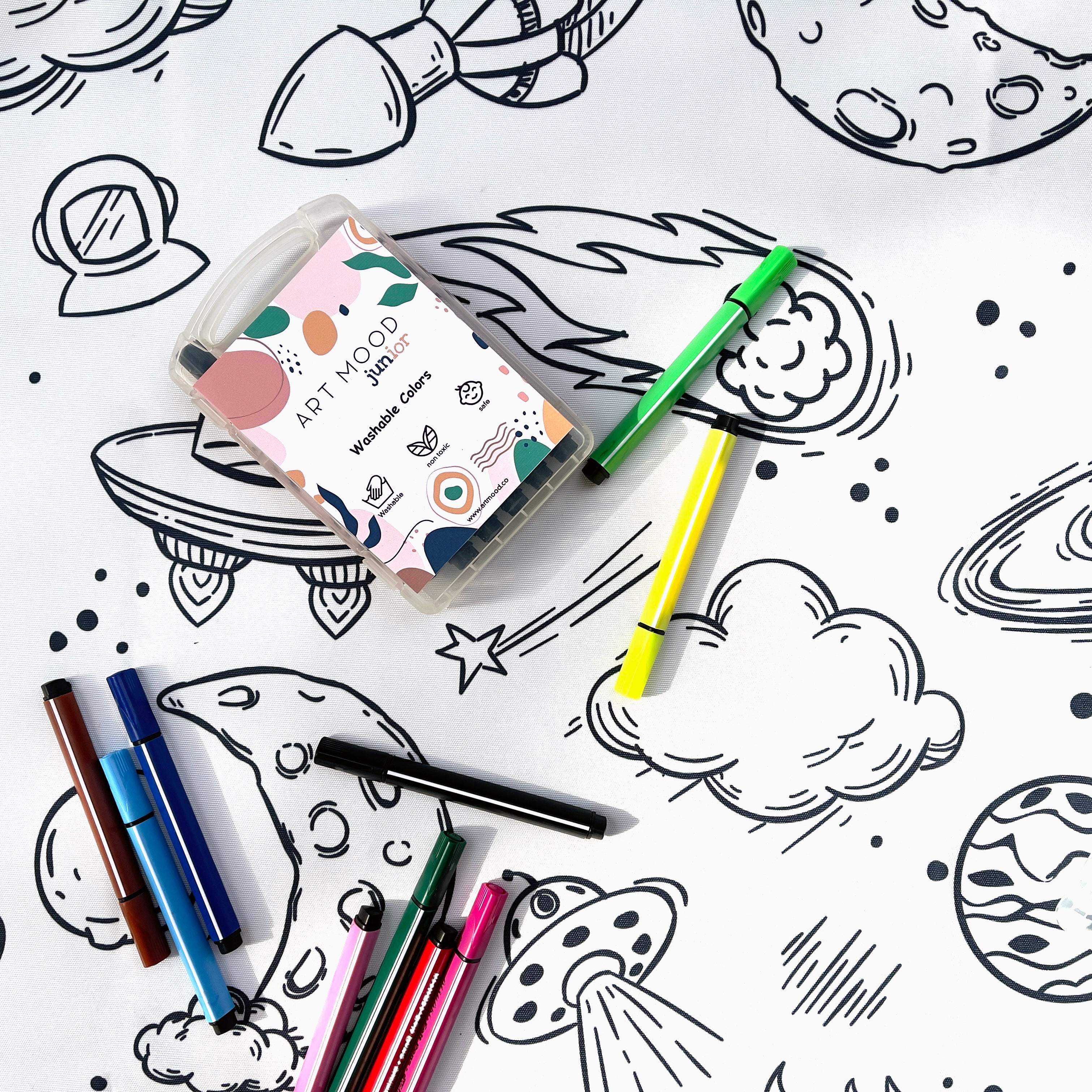 مفرش تلوين - سبيس