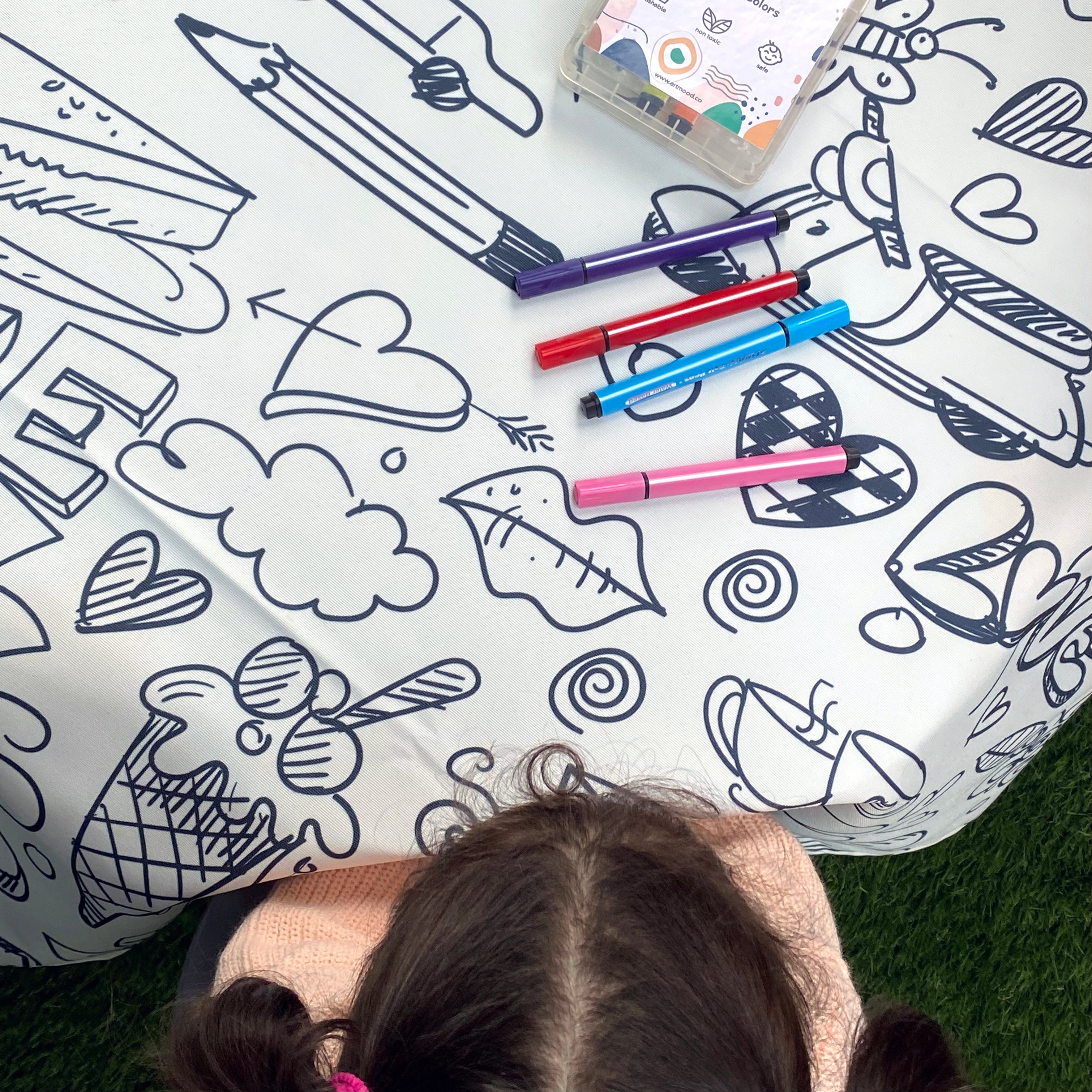 Coloring Tablecloth - Doddle Design