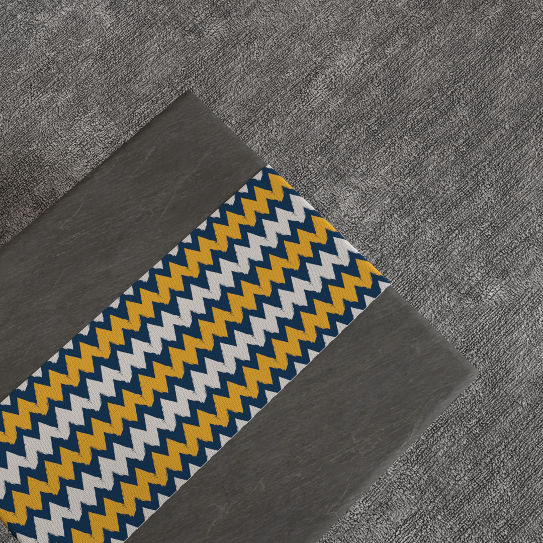June Zigzag Runner