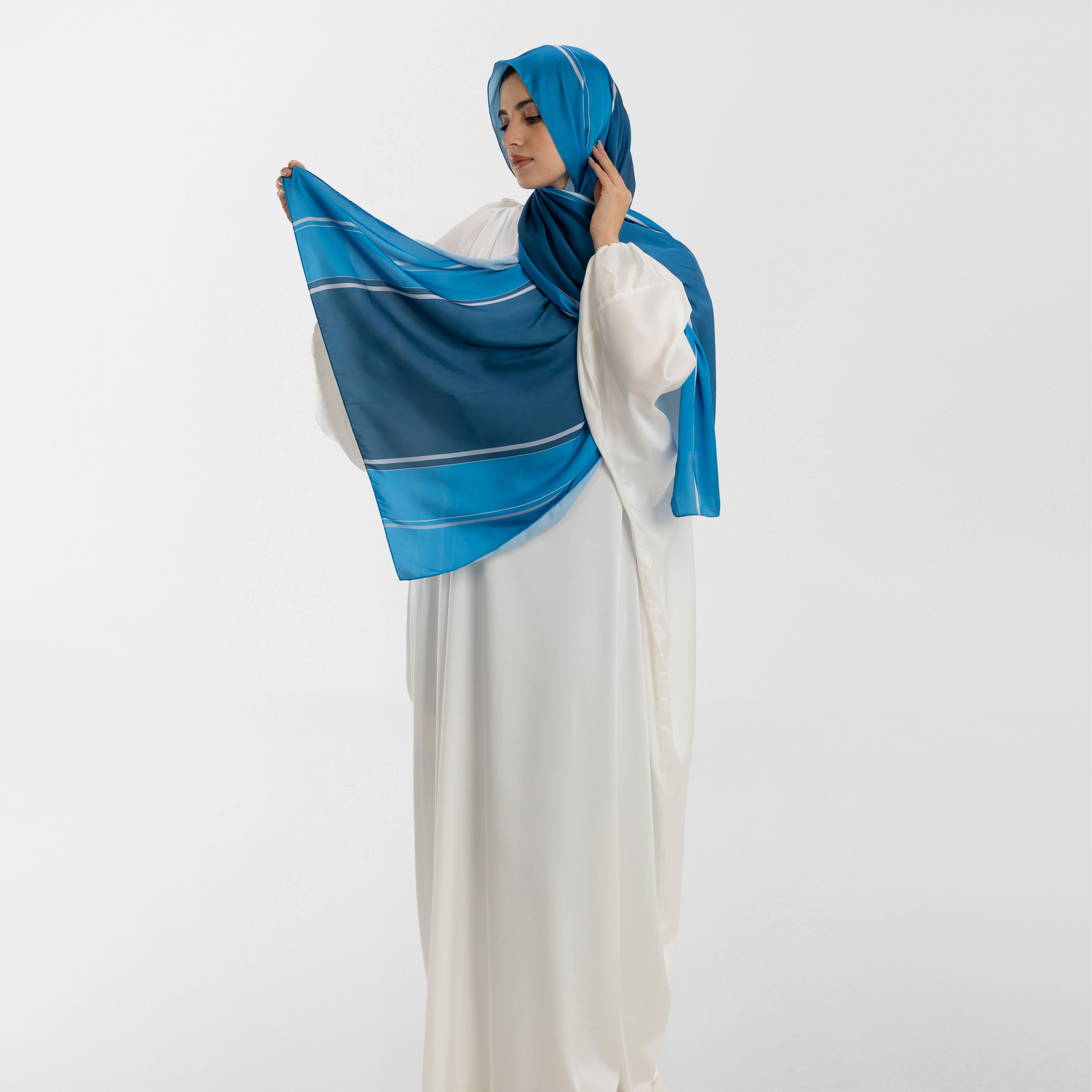 Prayer Wear - Isdal AL-TAQWA BLUE