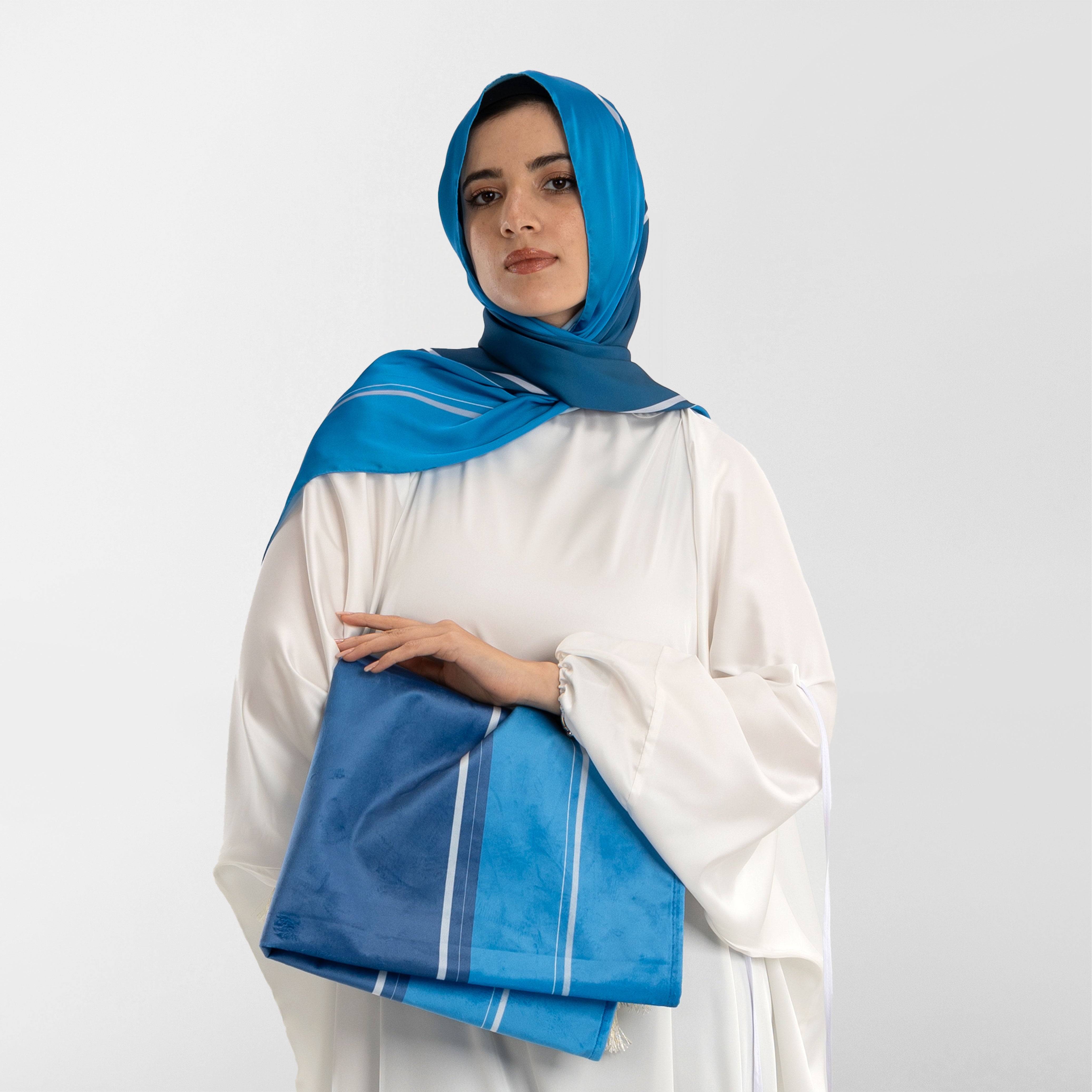 Prayer Wear - Isdal AL-TAQWA BLUE