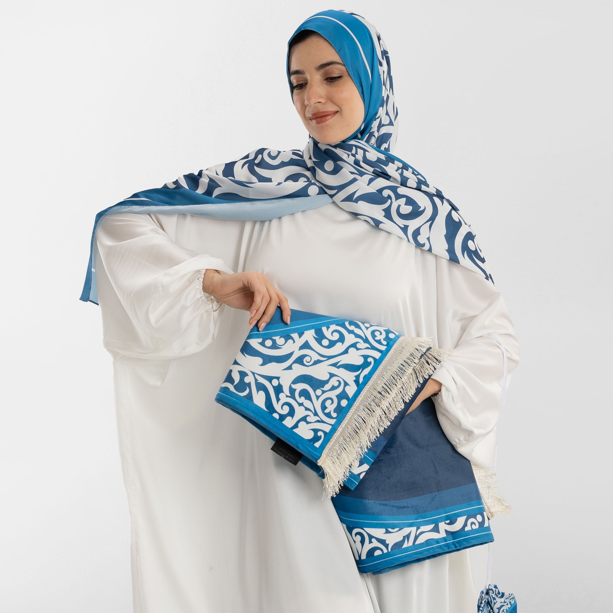 Prayer Wear - Isdal AL-HEDAYA BLUE