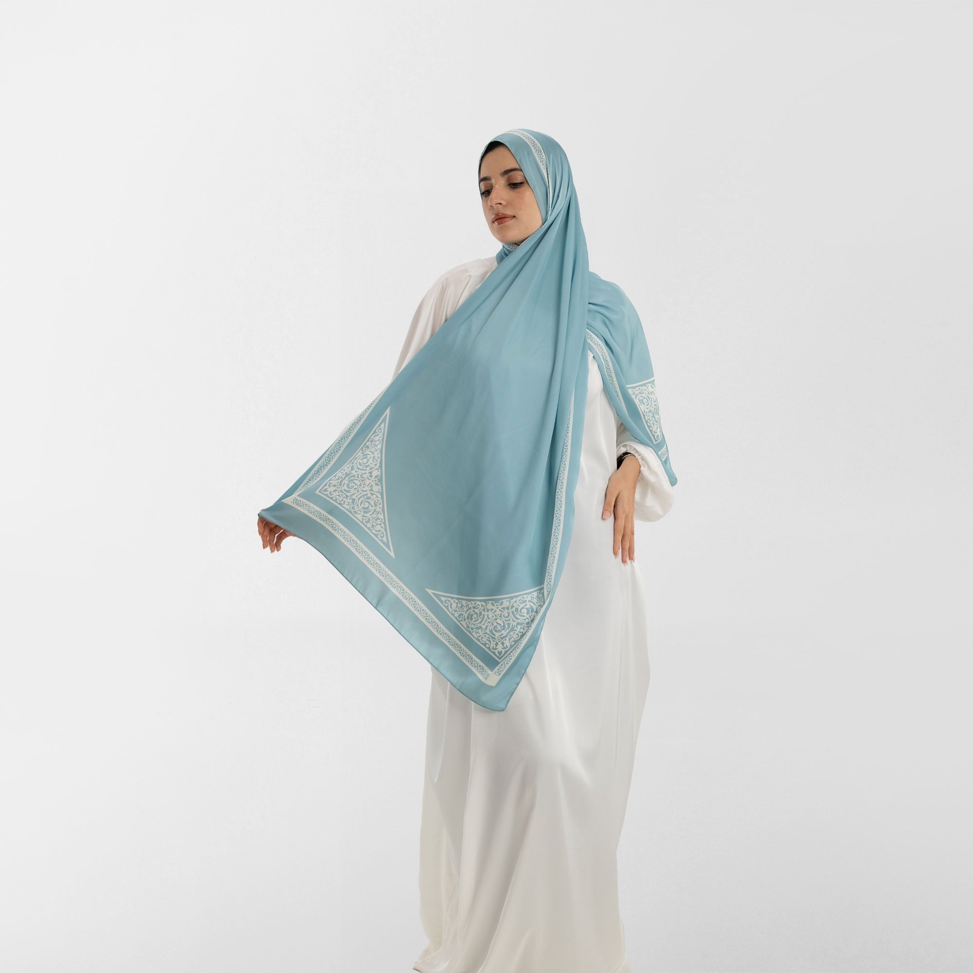 Prayer Wear - Isdal AL-QUBBA BLUE