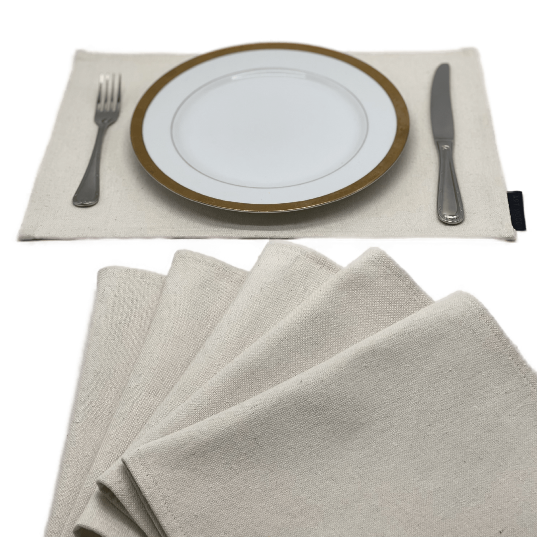 Ensemble de sets de table et chemin de table en coton blanc cassé