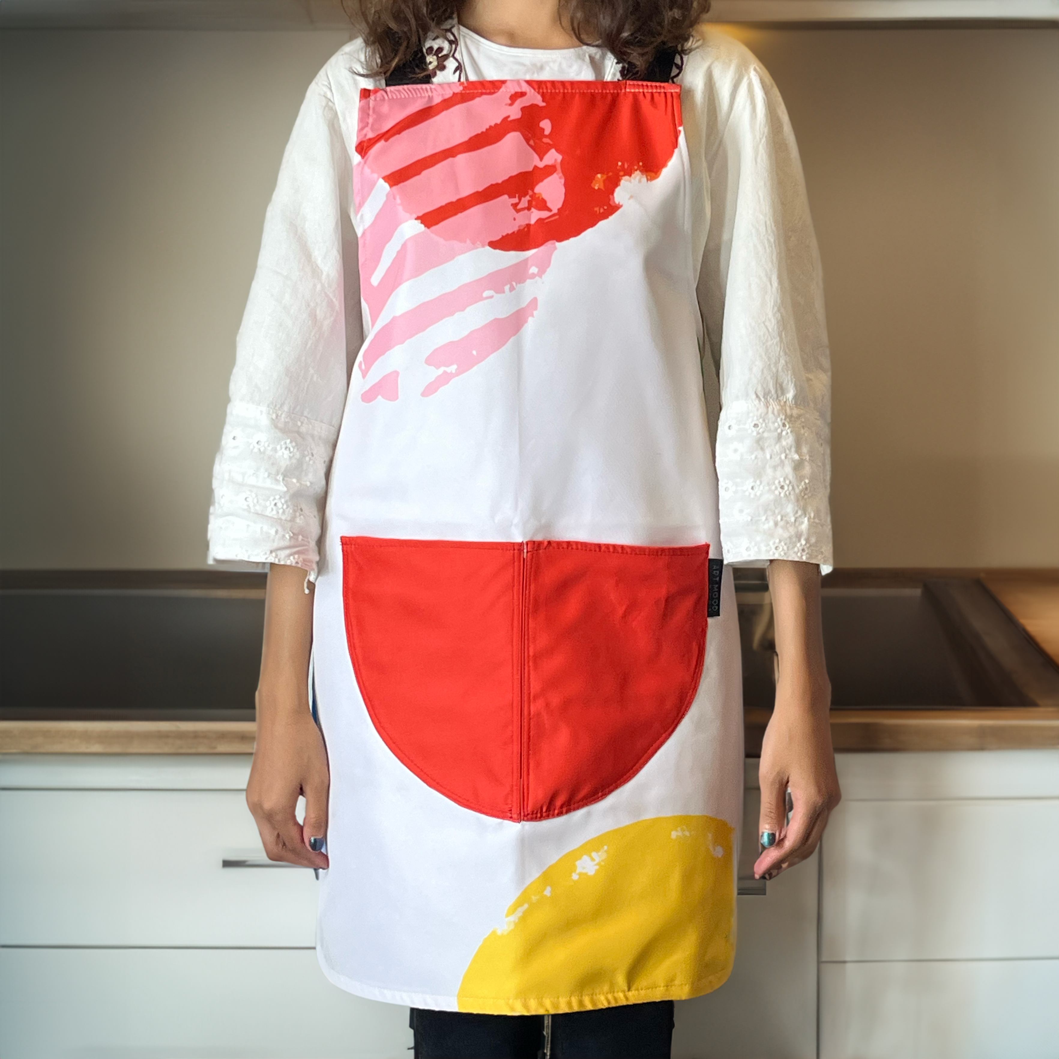 Arti Apron